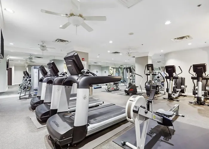 2Br Executive City Suite With Gym & Pool