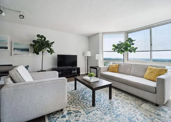 2Br Executive City Suite With Gym & Pool