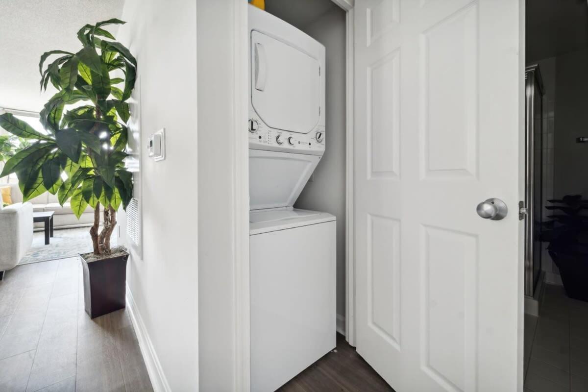 2br Executive With Gym & Pool Apartment