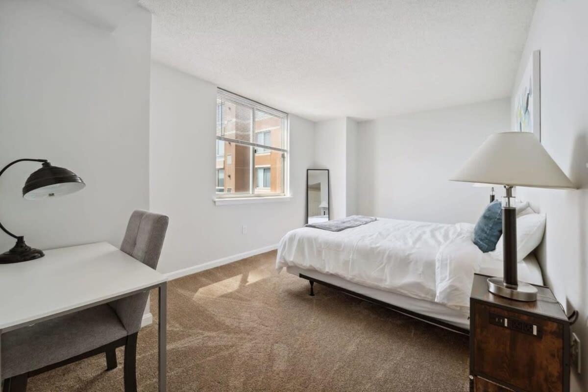 Apartment 2br Executive With Gym & Pool *