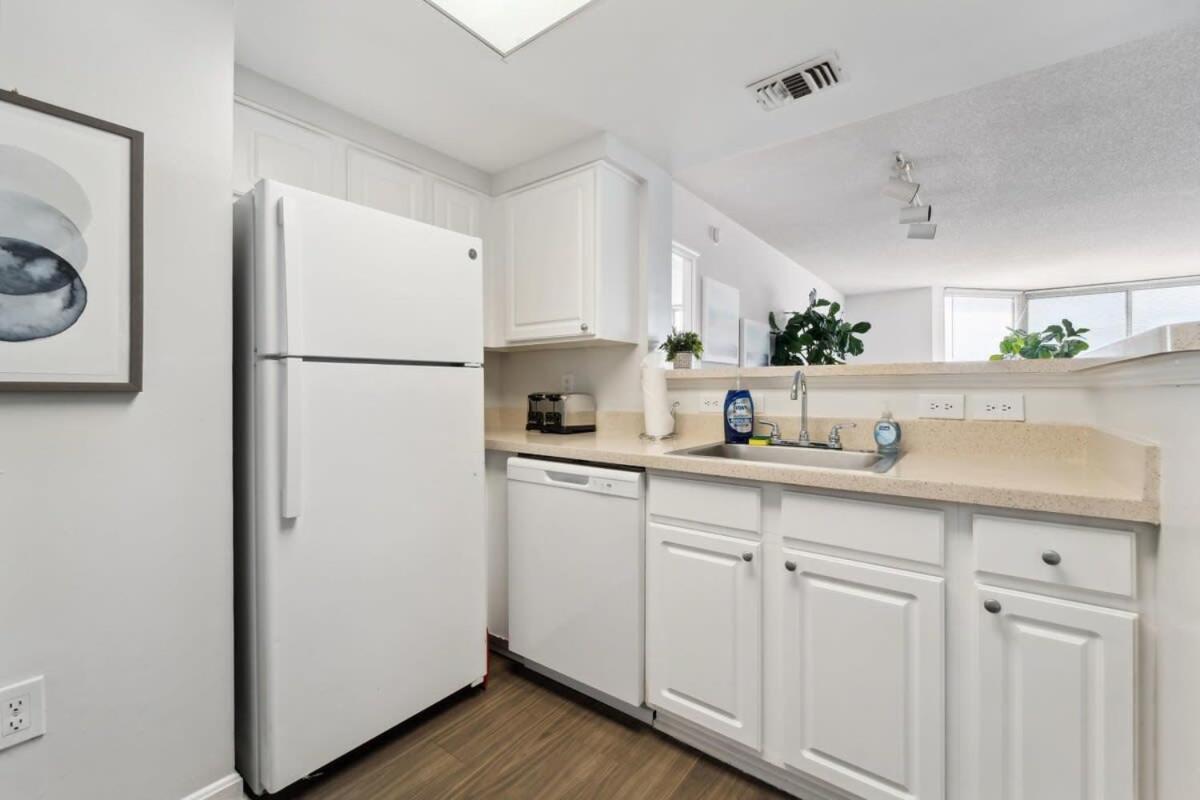 2br Executive With Gym & Pool * Arlington