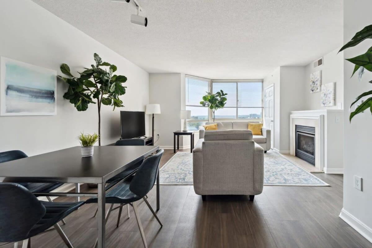 2br Executive With Gym & Pool